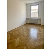 Erstbezug 2-Zimmer Wohnung im Grünen nach Sanierung - Nürnberg Lichtenhof