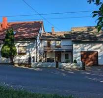 Einfamilienhaus mit Blick auf die umliegenden Gewässer. - Schleusingen Hinternah