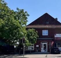 Wohn- und Geschäftshaus auf 2.500 m² Grundstück - Brietlingen