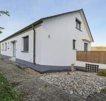 6-Zimmer-Wohnung mit Loggia & Garten in ruhiger Lage von Knittlingen-Hohenklingen - Knittlingen / Hohenklingen Freudenstein-Hohenklingen