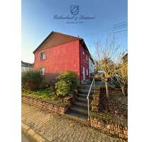 Gut geschnittenes Einfamilienhaus mit Garage und Garten - Friedrichsthal