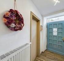 Haus mit Einliegerwohnung und Burgblick im Zentrum von Neuerburg!