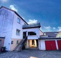 **Freistehendes Einfamilienhaus in ruhiger Lage mit schöner Dachterrasse** - Ottweiler Steinbach