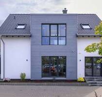 Bauen Sie für Ihrer Familie ein Energiesparhaus - Neuburg