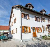 PROVISIONSFREI - Familienfreundliches Reiheneckhaus mit Garten, viel Platz & Garage in Dingolfing