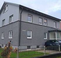 NEUMANN - Großzügige & renovierte 2ZKB Wohnung im Hochparterre mit Einbauküche - Ingolstadt Zuchering