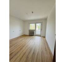 Frei ab 01.07.25 - Erstbezug nach Sanierung - Schicke 2-Zimmerwohnung mit Balkon in MA-Neckarau - Mannheim Neckarau - Mitte