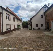 Arbeiten | Vermieten | Wohnen - alles unter einem Dach - 2 Häuser - Bitterfeld-Wolfen Bobbau