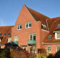 Lichtdurchflutete 2-Zimmer Eigentumswohnung im Dachgeschoss mit Kellerraum und PKW-Stellplatz - Hamfelde