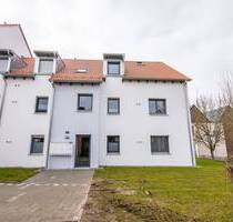 ***NEU und ganz oben - 2,5-Zimmer Maisonette-Wohnung mit Küche und Balkon*** - Parsberg
