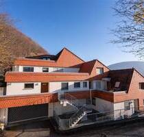 Exklusive Traumwohnung mit Panoramablick, historische Burg in Sichtweite - Bad Urach