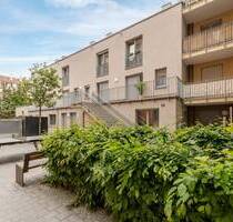 Neuwertiges Townhouse mit Balkon, Dachterrasse und TG-Stellplatz in Nürnberg (St. Leonhard)