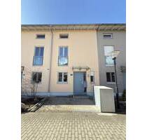 Familienfreundliches Reihenhaus mit Garten, Garage & Stellplatz in ruhiger Lage von Poing