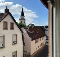 Geschmackvolle 2,5 Zimmer-Maisonette mit Charme und Charakter - Maintal Bischofsheim