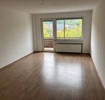 Kessenich! Modernisierte 3-Zimmerwohnung mit 80 m² Wohnfläche, Wannen-Duschbad und Balkon - Bonn