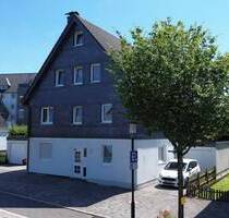 Immobilien-Perle in Winterberg - Freistehendes, gepflegtes Mehrfamilienhaus !