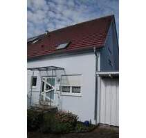 PROVISIONSFREI - Doppelhaushälfte mit Ausbaureserve in ruhiger Waldrandlage - Weisendorf