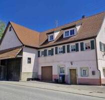 Komplett saniertes Wohnhaus mit angebauter Scheune u. schönem Garten direkt im Ortskern - Mössingen-Öschingen