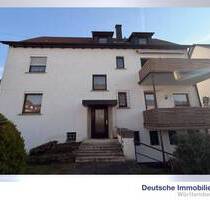 Gepflegtes 3 Familienhaus mit 2 Einzelgaragen in Stuttgart- Bad Cannstatt