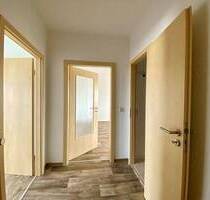 Saniert 2023: 3-Raum-Wohnung mit Balkon! - Oschersleben