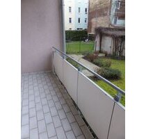 Eilenburg...Schicke Wohnung mit Balkon + Laminat!