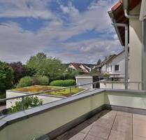Ihr neuer Lebensmittelpunkt: Reihenmittelhaus mit Terrasse, Balkon und Garage - Aichtal-Neuenhaus
