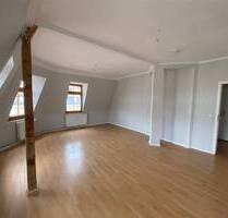 Kleinzschocher! helle gemütliche 3 Zimmer-DG-Whg.* große Küche* Balkon - Leipzig