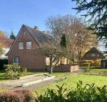 Sanierungsbereites Einfamilienhaus mit schönem Grundstück in Adendorf