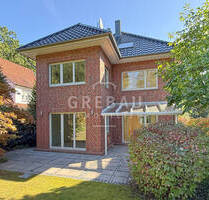 Sooo viel Platz! Großes Familienhaus mit Einliegerwohnung, Sauna, Garage und herrlichem Garten - Hamburg Blankenese