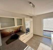 3ZKB Eigentumswohnung, 82qm, Balkon, Keller, Garage, Stellplatz, provisionsfrei, ab sofort - Burglengenfeld