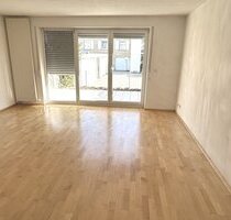 Freies Reihenmittelhaus - Hell, freundlich, familiengerecht und mit 2 PKW-Stellplätzen im Carport! - Filderstadt Plattenhardt
