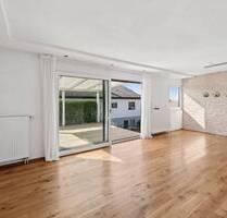 Familien aufgepasst: Ein-Zweifamilienhaus mit traumhaften Grundstück - Vaihingen an der Enz / Enzweihingen