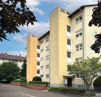 Modernisierte 3-Zimmerwohnung mit Aufzug, Einzelgarage und guter Lage von Schwetzingen