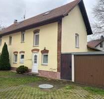 Schönes Einfamilienhaus mit Sauna und Kaminzimmer + Garage in Groitzsch zu verkaufen