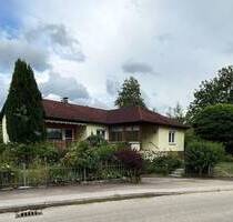 Schönes, gepflegtes Einfamilienhaus in 89428 Syrgenstein, OT Landshausen