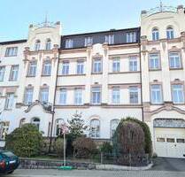 Attraktive 2-Raum-Wohnung mit Balkon und Einbauküche in einem aufwändig sanierten Gründerzeithaus im York-Gebiet in Chemnitz