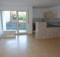 --- Wohnung mit Balkon und Einbauküche --- - Weißenfels