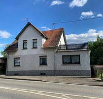 Preisreduzierung! Zweifamilienhaus Ideal für Generationen: Charmantes Zweifamilienhaus mit Potenzial - Martinstein