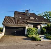 WALLERFANGEN - ZWEIFAMILIENHAUS MIT GARTEN IN RUHIGER WOHNLAGE FÜR BESONDERE ANSPRÜCHE