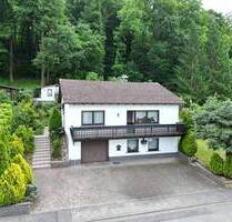 Idyllisches Leben am Waldrand - interessantes Einfamilienhaus! - Niederfüllbach