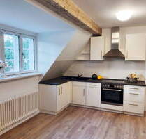 Luxuriöse Dachgeschoß-Wohnung (90 qm) in der 