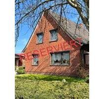 RESERVIERT____ Einfamilienhaus mit großem Grundstück und viel Potenzial in Varel-Seghorn OT Brunne