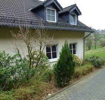 Zweifamilienhaus mit Einliegerwohnung in idyllischer Lage zwischen Gummersbach und Marienheide - Marienheide / Obernhagen