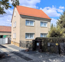Potenzielles Baugrundstück in Zwenkau mit Wohnbebauung nähe See zu verkaufen.