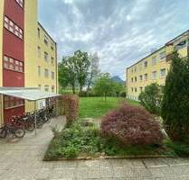3-Zi.-Whg. im EG (Hochparterre) mit großer Loggia. RENOVIERUNGSBEDARF! - Bad Reichenhall