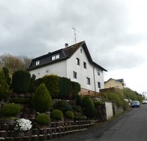 Zwangsversteigerung - Zweifamilienhaus in Pfaffenhausen - provisionsfrei für Ersteher! - Jossgrund