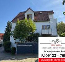 Schöne 3-Zimmer-Maisonette-Wohnung mit Balkon in Hemhofen