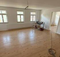 Drei Zimmer Wohnung Bezug nach Sanierung - WG-tauglich - Coburg