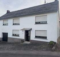 Wohnhaus mit zusätzlichem Wiesengrundstück - Morbach-Gonzerath