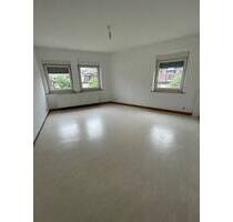 Große 2-Zimmer-Altbauwohnung - 594,00 EUR Kaltmiete, ca.  68,40 m² Wohnfläche in Nürnberg (PLZ: 90459) Gibitzenhof